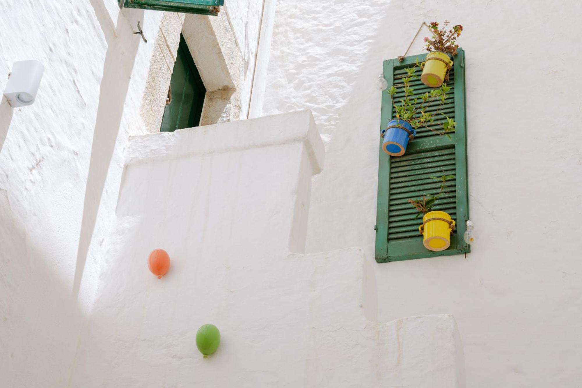 Dimora Lavinia Casa Vacanze Centro Storico オストゥーニ エクステリア 写真